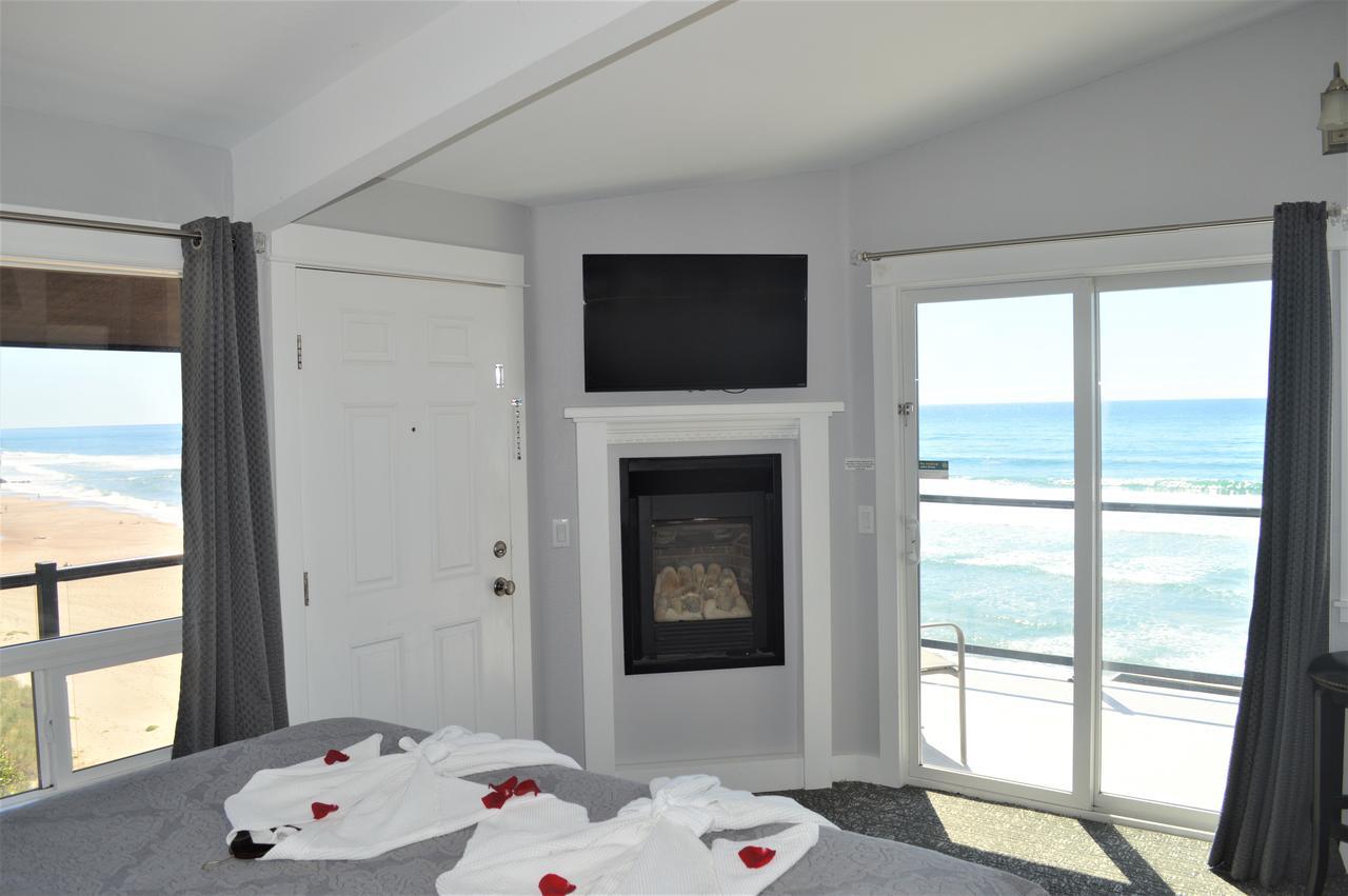 Beachfront Manor Hotel 林肯市 外观 照片